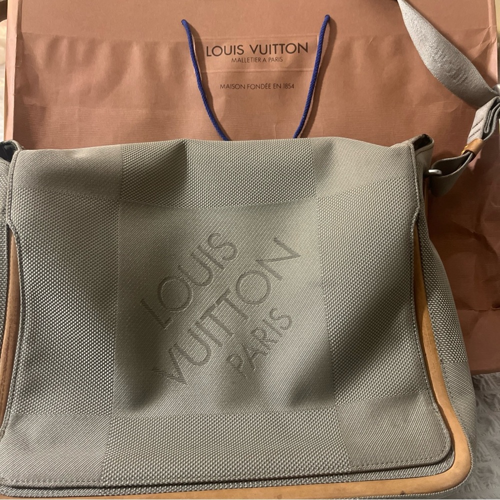 Authentic Louis Vuitton Men's Messenger Bag in Gray and Brown